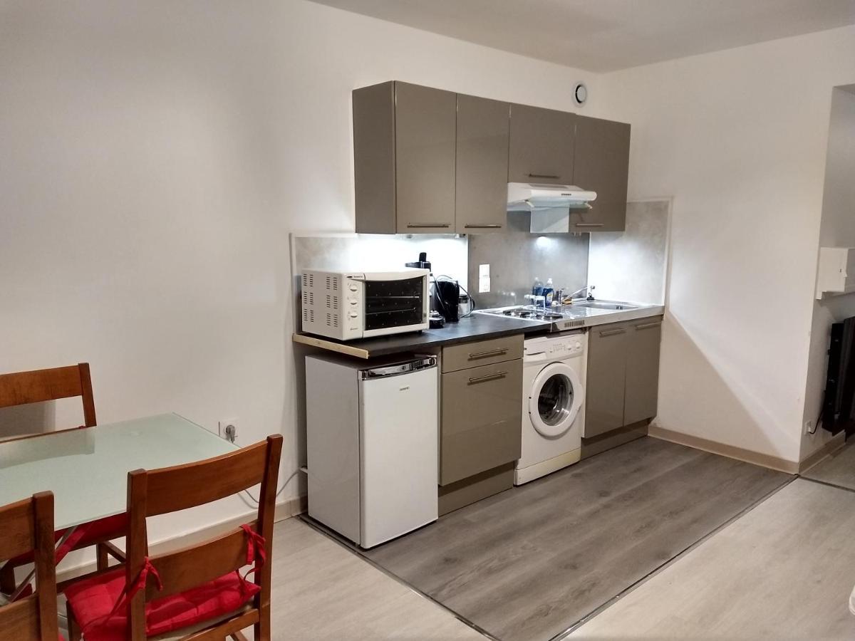 Apartamento Le Petit Nid Montgaillard  Exterior foto