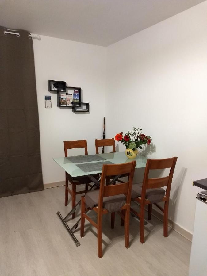 Apartamento Le Petit Nid Montgaillard  Exterior foto