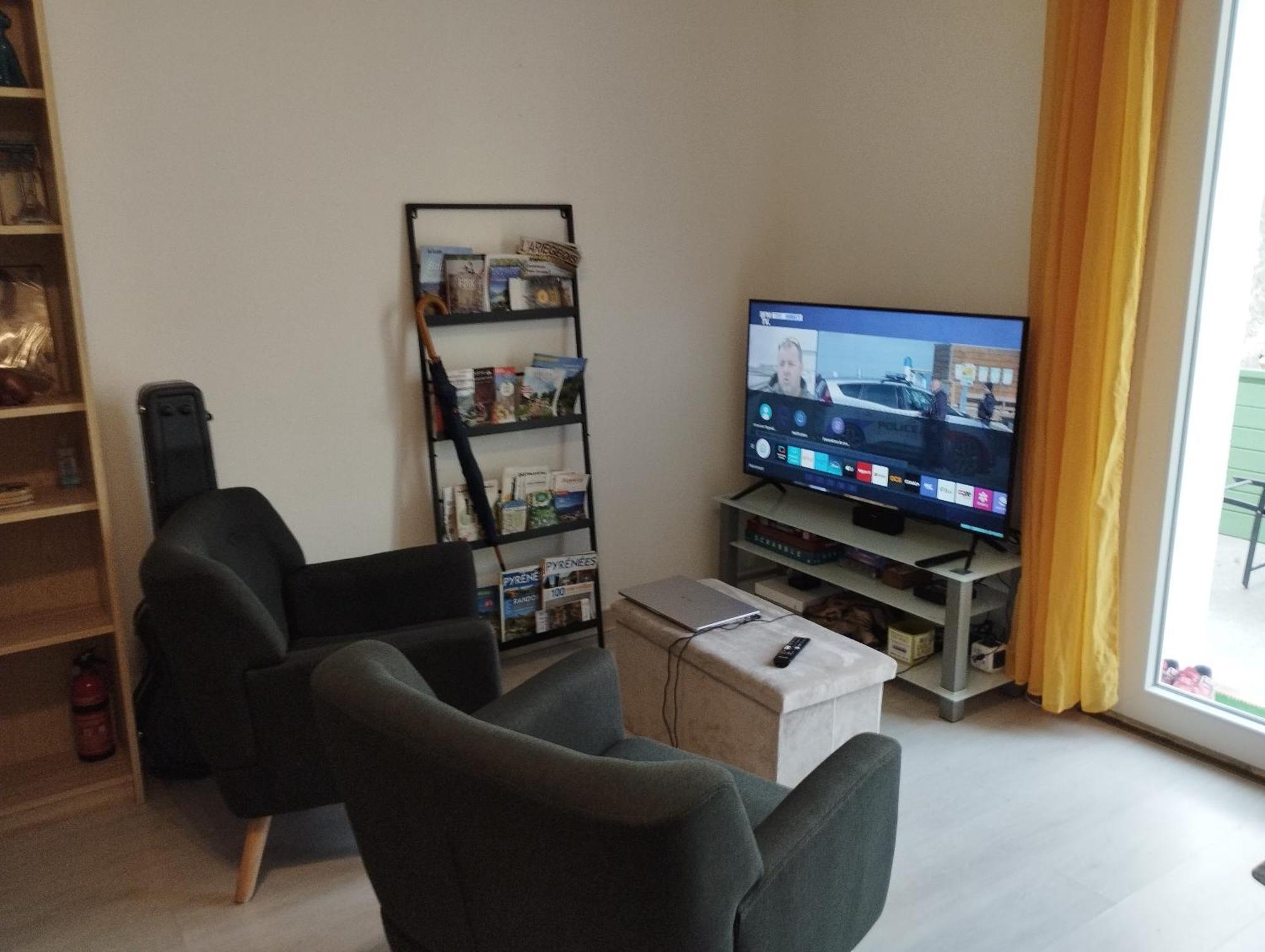 Apartamento Le Petit Nid Montgaillard  Exterior foto