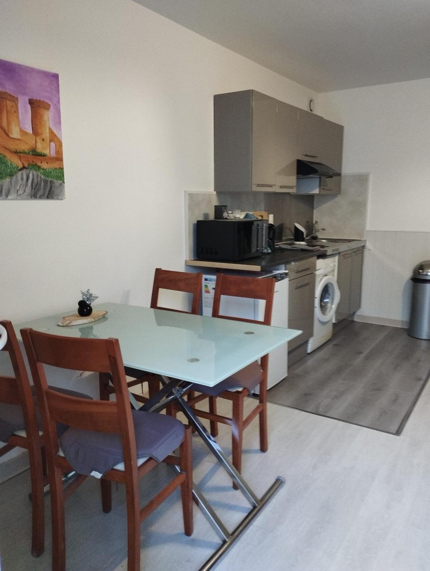 Apartamento Le Petit Nid Montgaillard  Exterior foto